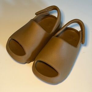 Yeezy Toddler Slides
